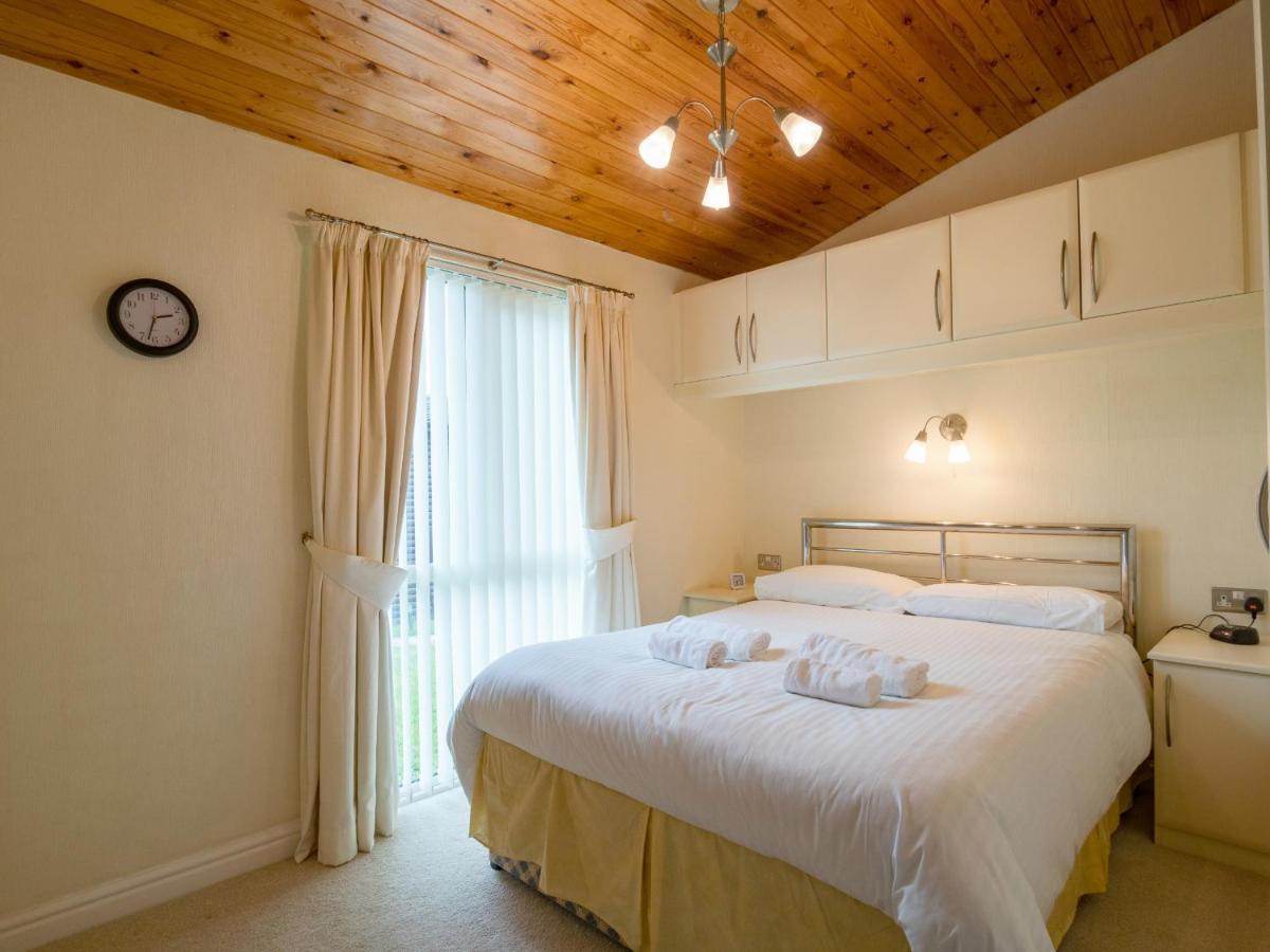Finest Retreats - Whitsand Bay Lodge Torpoint Exterior photo